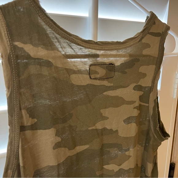 Current/Elliott Green and Brown Muscle Tee - Picture 9 of 9